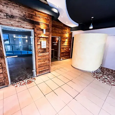 Modern Mountain 4 - An Der Skipiste