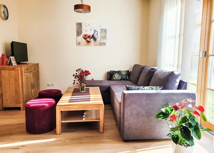 Modern Mountain 4 - An Der Skipiste